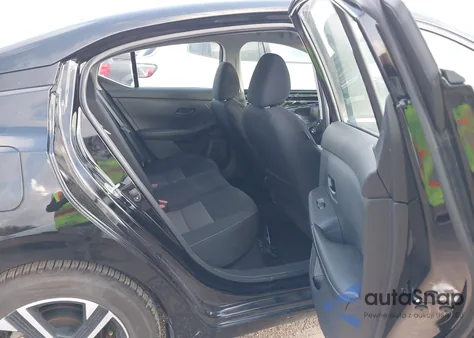 2024 Nissan Sentra Sv Xtronic Cvt z USA, uszkodzony, nr VIN 3N1AB8CV0RY347872